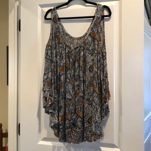 Free People Fun Top Open Shoulder 1/2 Sleeve